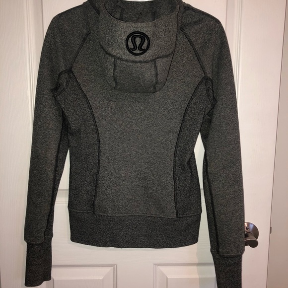 XS Lululemon zip up sweater - Picture 2 of 2